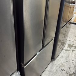 Hisense French Door Refrigerator