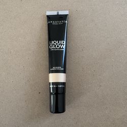 Anastasia Beverly Hills Liquid Glow Highlighter