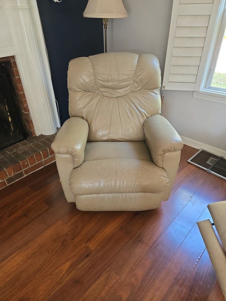 La-Z- Boy Recliner