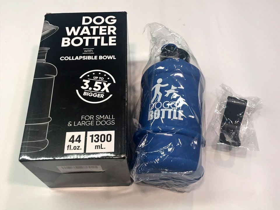 Dog Water Bottle {2721}.[Parma]