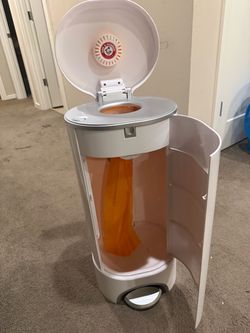 Munchkin® STEP™ Diaper Pail