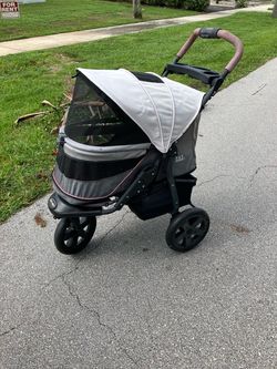 Pet gear stroller, three wheels