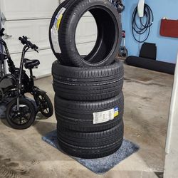 Brand New 275/40 ZR18 Tires