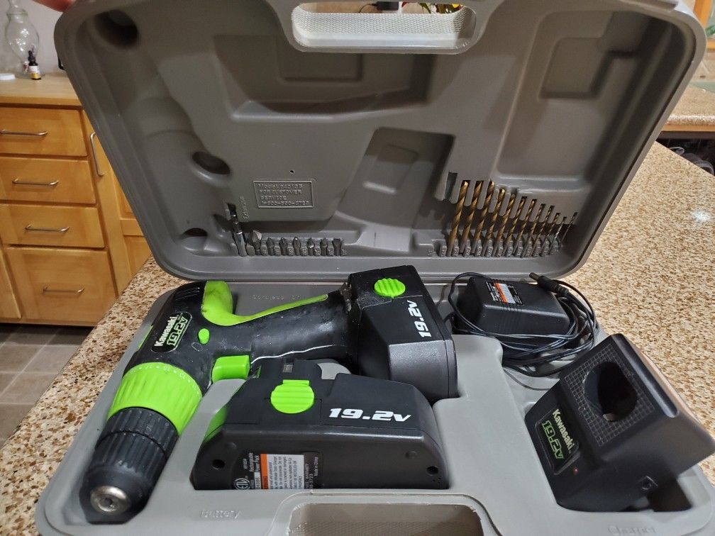 Kawasaki 19.2V Cordless Drill with Case Charger And Bits