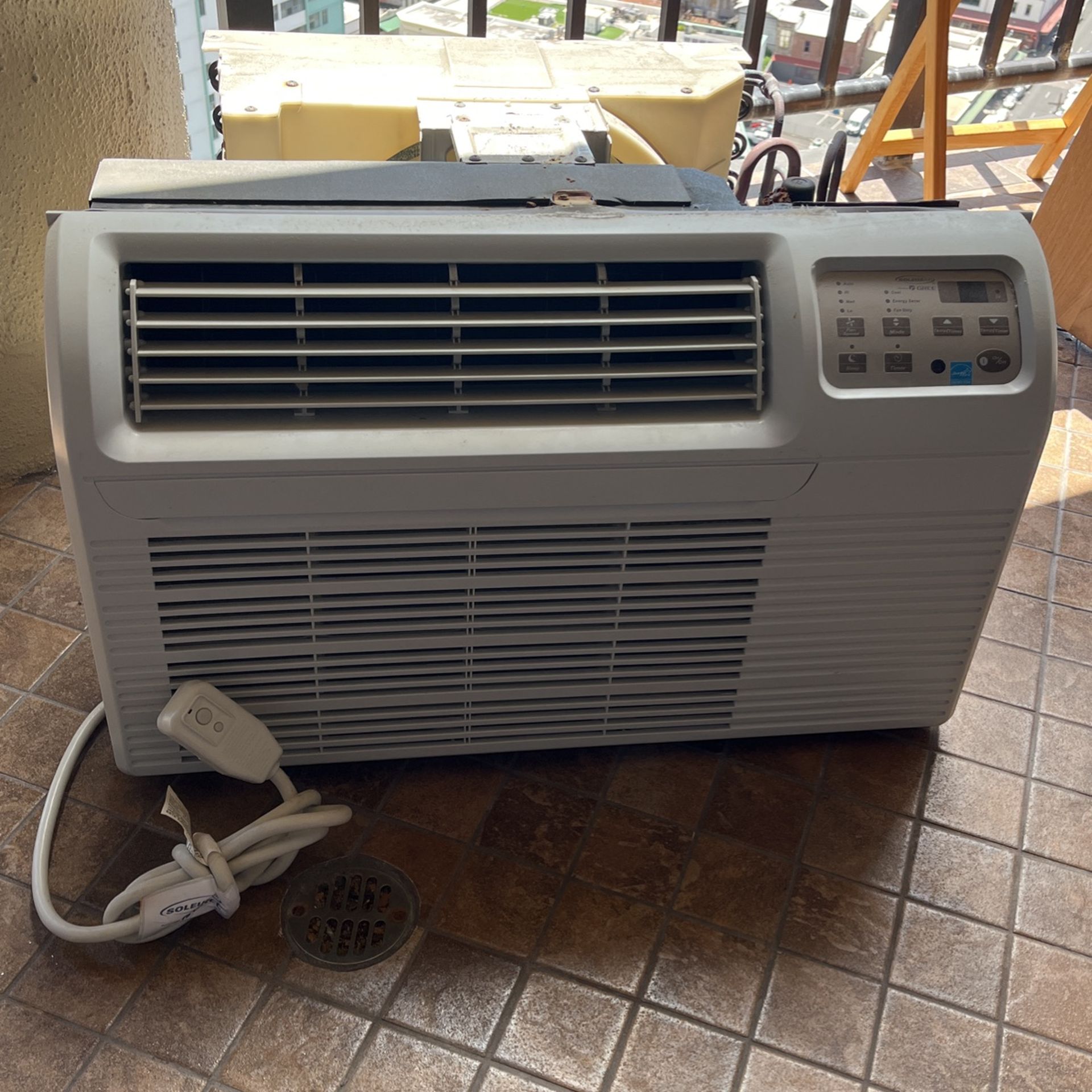 FREE AC Unit