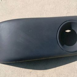 Land Rover Discovery Bumper End Cap Right Front 2003 & 2004