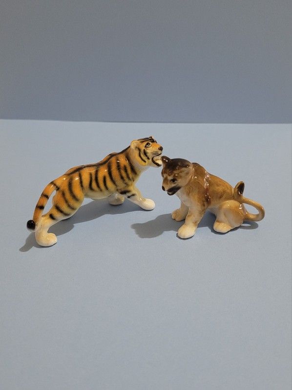 Vintage Tiger and Puma Japan Bone China Salt and Pepper Shaker Set