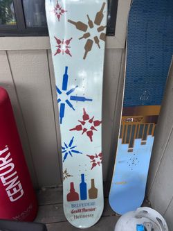 Snowboard 154 to 156 Hennessey Collector’s item