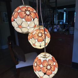 Capiz Shell Lamp - 3 Globe 