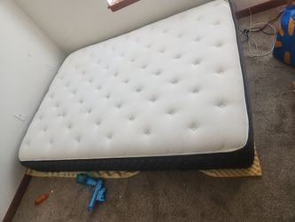 Full size bed free