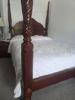 Ethan Allen queen size bed frame only.