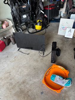 Garage sell