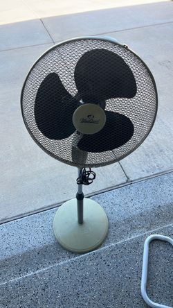 Coolmaster Standing Pedestal Fan
