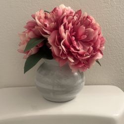 Pink Flower With Base 