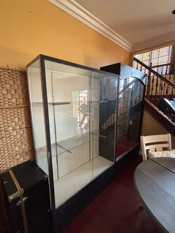 Display cabinets