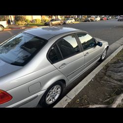 2000 BMW 323i