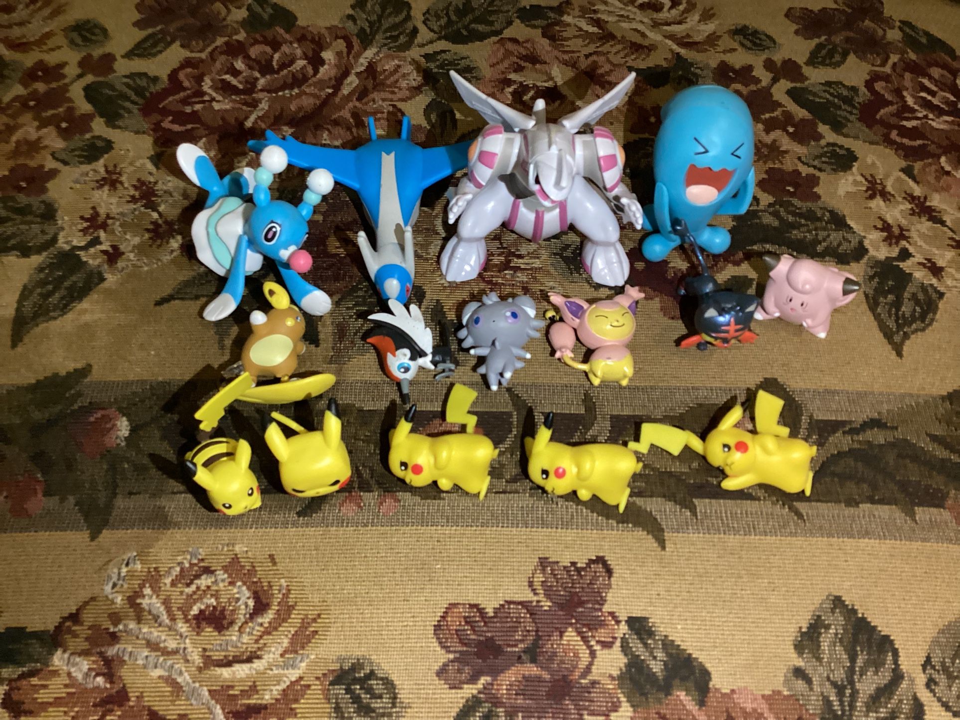 15 Pokemon Toys lot from WCT Tomy and Mcdonalds pikachu,palkia,and more