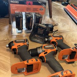 Ridgid 18V SubCompact Brushless Cordless1/2 in.2 18V Brushless 1/2" Drill, 1/4" Impact and 3 battery “COMES WITH BAG “