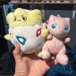 Pokémon Plushies 