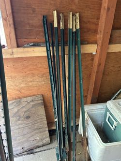 5’ tall fence posts