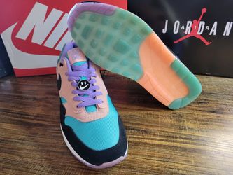 Nike Day Air Max 1 Size 13