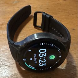 Samsung Galaxy Watch 4 + Charger 