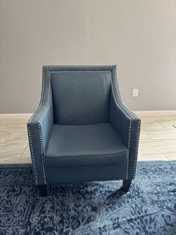 Accent chair