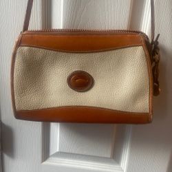 Dooney And Bourke Purse
