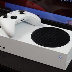 Xbox Series S With Controller 