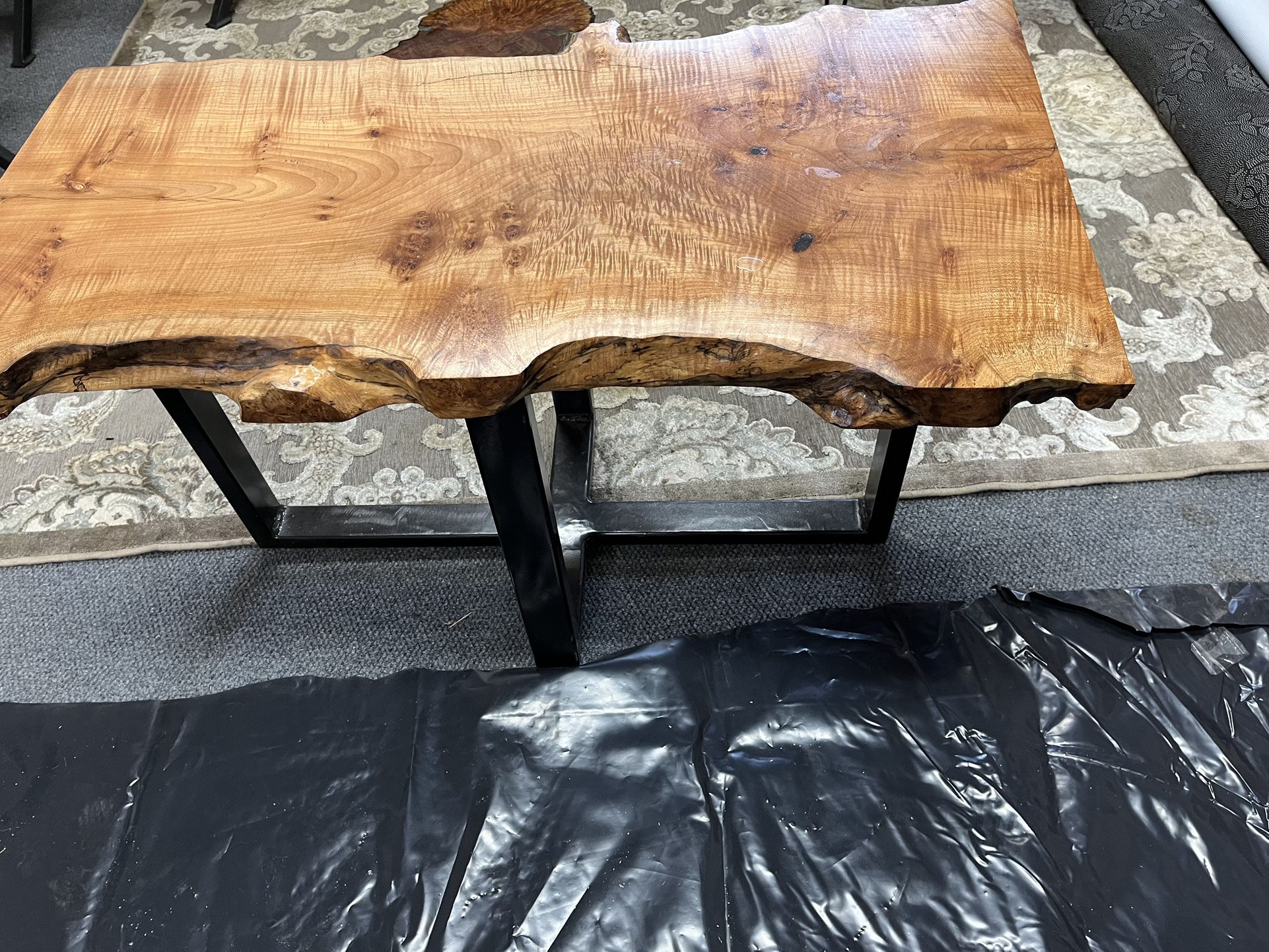 Live Edge Maple Burl coffee table. Has defect priced to sell.
