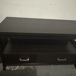 Tv Stand With Storage In Good Condition W42”x D17.5”x H22”