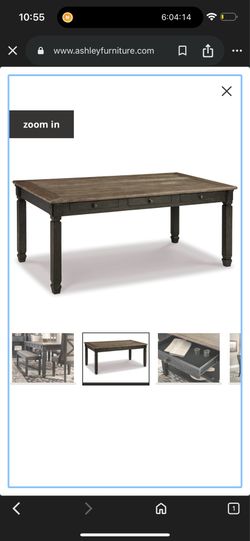 Ashlley’s furniture - Wooden Table