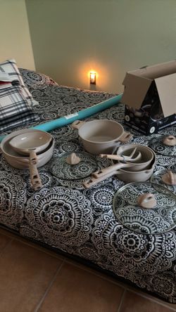 Ceramic  cookware
