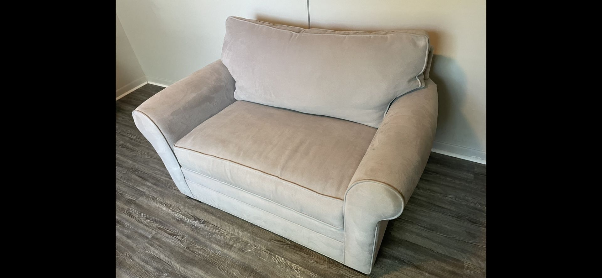 Sofa Bed (mattress 32”)