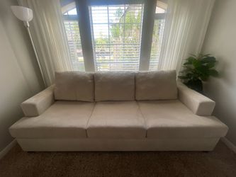 Living Spaces Queen Sleeper Sofa / Pull-Out Couch – $650 OBO