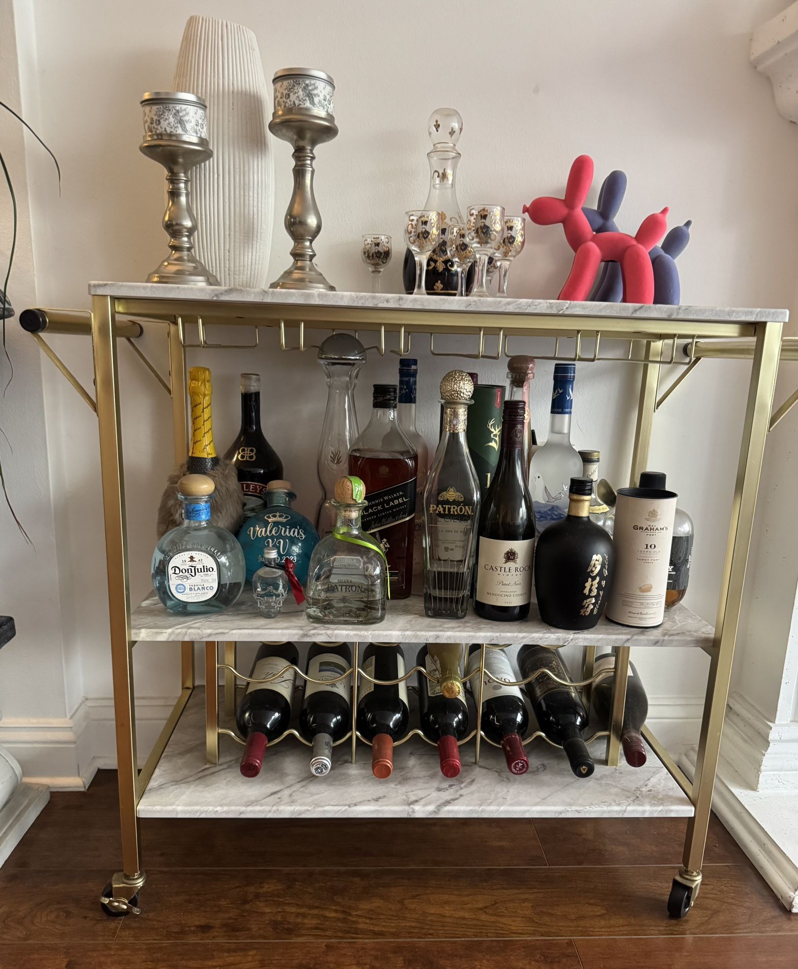 Faux- Marble Bar