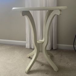 Antique White Pedestal Side Table