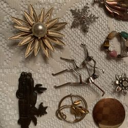 Lot Of Brooches