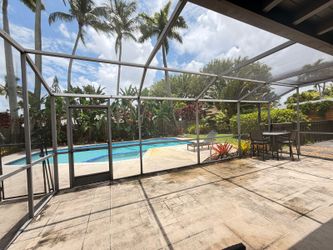 Large Aluminum Screen Enclosure with Screen Door â€“ Approx. 27â€™ x 110â€