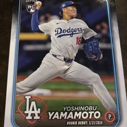 Oversized Yoshinobo Yamamoto Rookie Card 