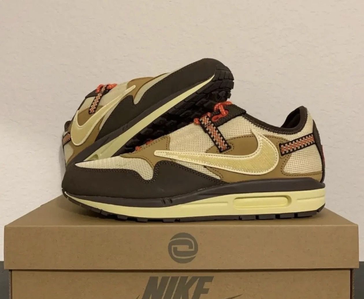 Size 8.5 - Nike Air Max 1 x Travis Scott Low Baroque Brown Cactus Jack