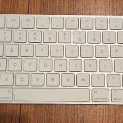 Genuine A1644 Apple Magic Keyboard 2 - Rechargeable Wireless Bluetooth - Tested