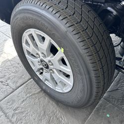TACOMA 2025 TIRE & RIMS SET