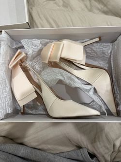 Steve Madden Ivory Satin Pointed-Toe Heels with Bow