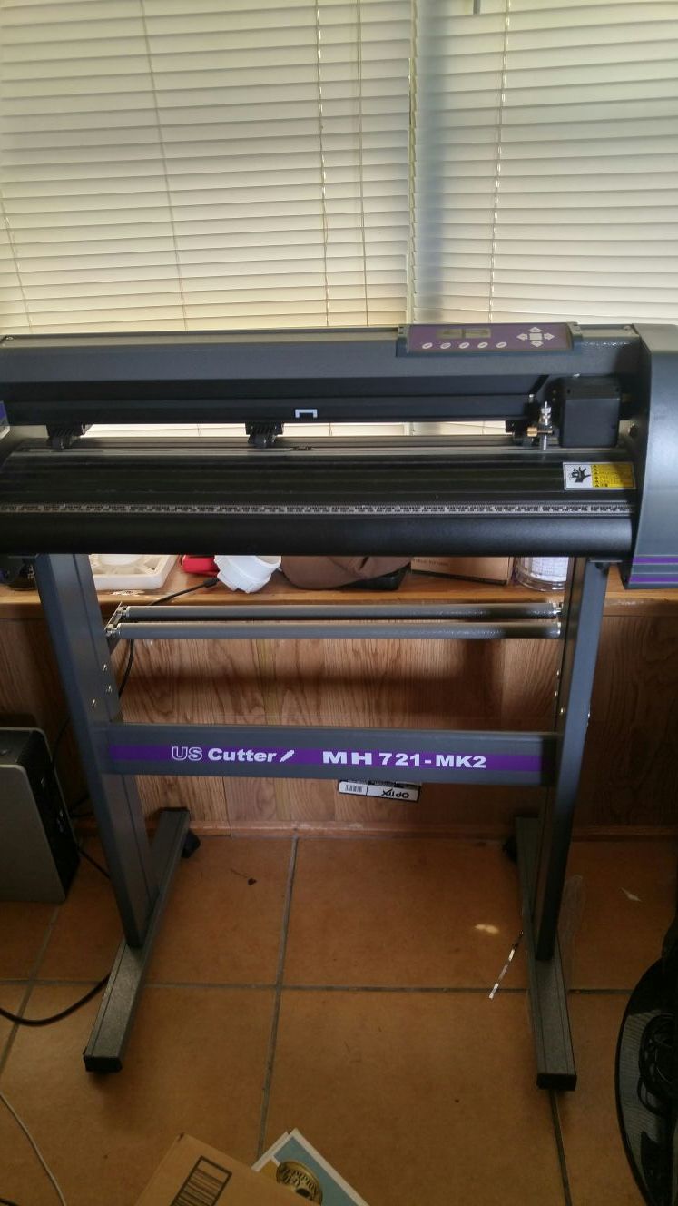 US Cutter MH721- MK2 vinyl cutter