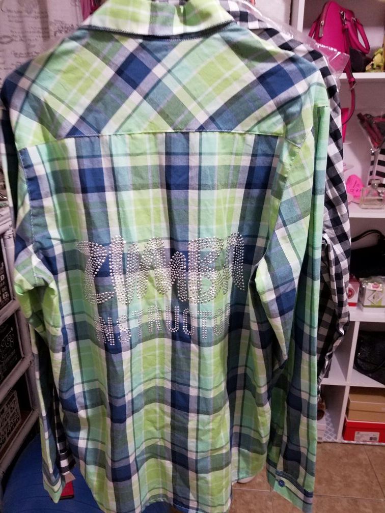 Flannel shirts zumba!! Size M