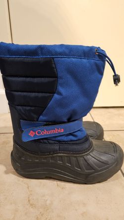 Columbia size 5 Snowboots