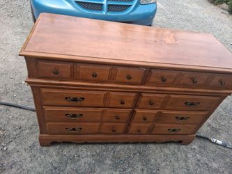 Queen bedroom set