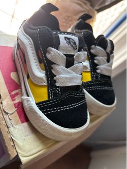 Boys Flame Black/Red Vans