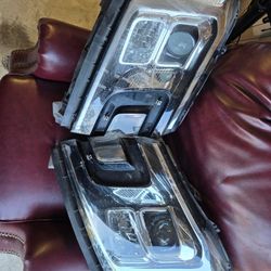 2021 Expedition OEM Headlights